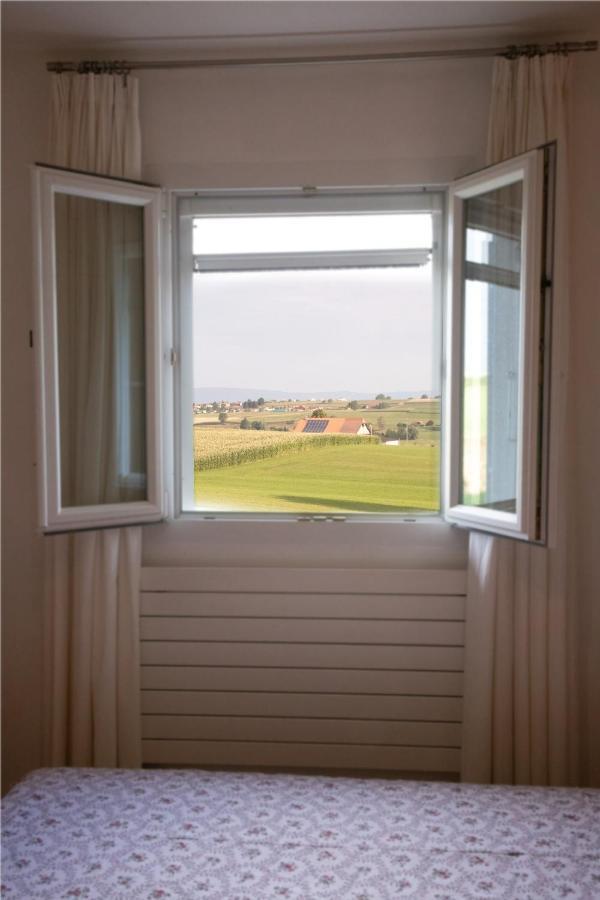 La Belle Ferme Villa Cottens  Kültér fotó